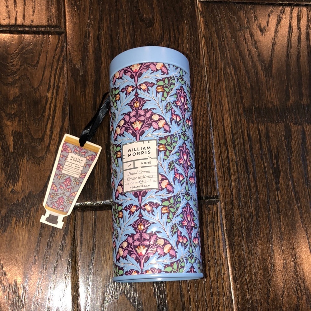 William Morris clementine and clove hand cream new in package
